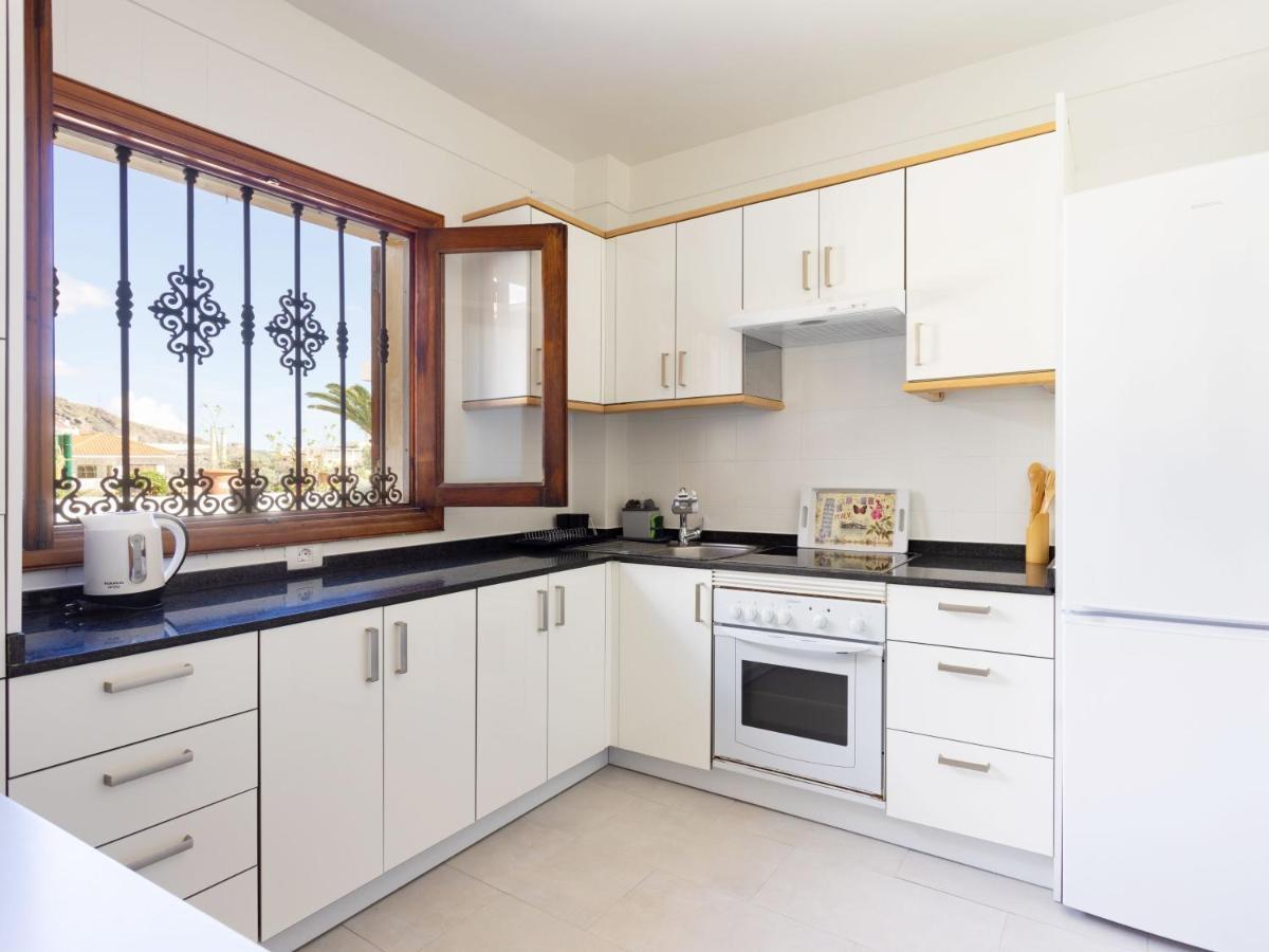 Live Los Corales Caletillas Con Piscina Apartment Araya  Bagian luar foto